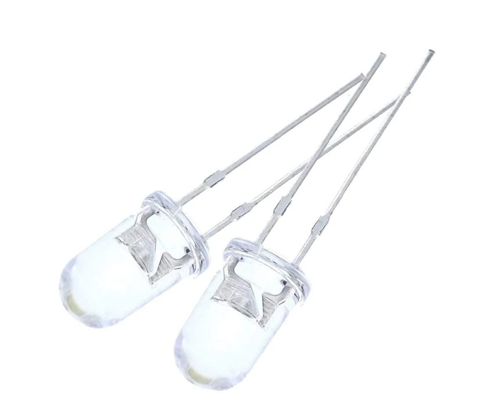 Led 5mm piros (víztiszta) /10 darab